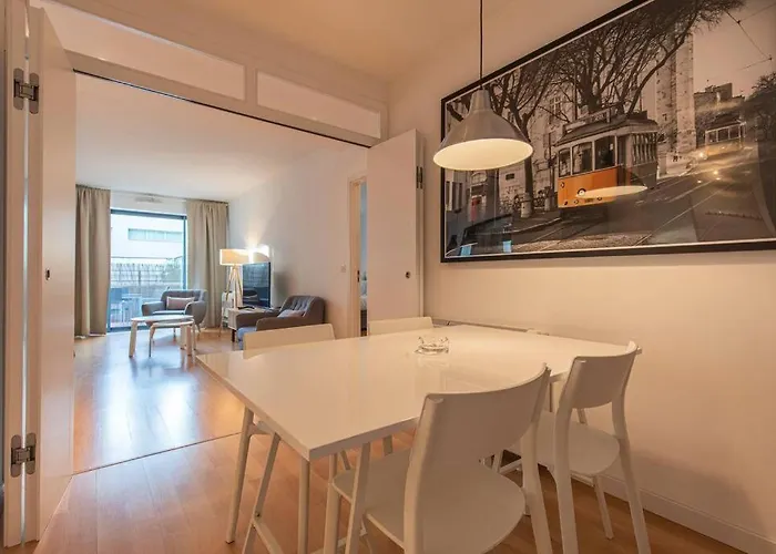 Downtown 2-bedroom W/terrace Lisboa