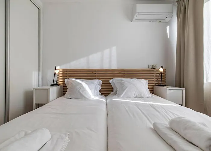 شقة Downtown 2-bedroom W/terrace *