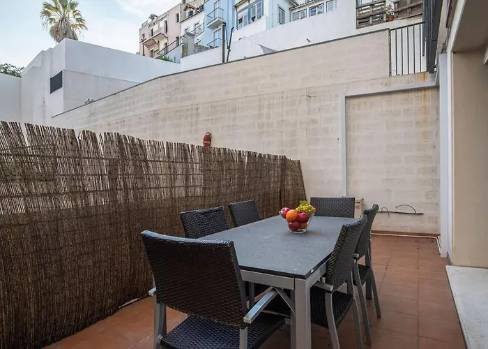Downtown 2-bedroom W/terrace شقة Lisboa