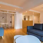 Downtown 2-bedroom W/terrace Lisbon