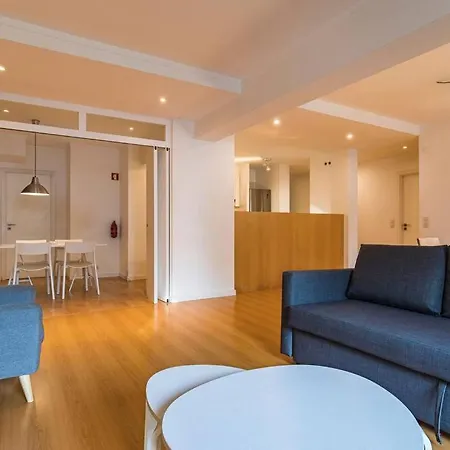 Downtown 2-bedroom W/terrace Lisbon